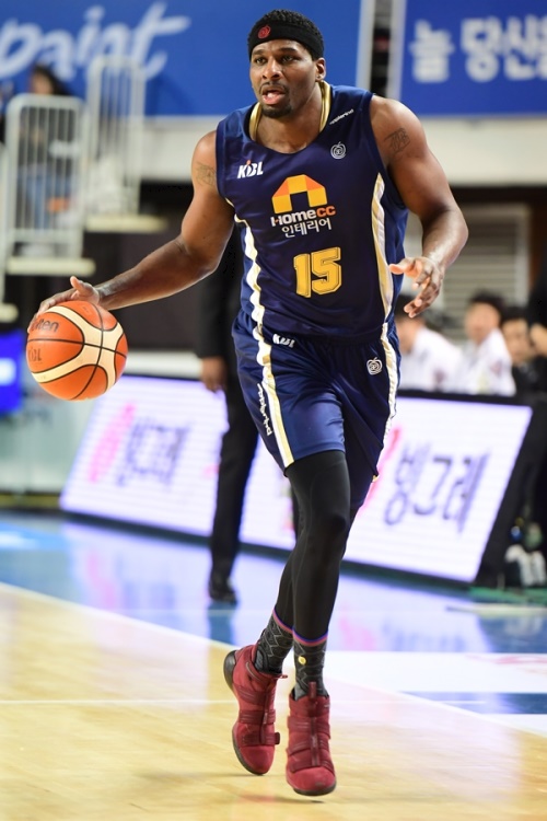 팀의 2연승을 이끈 브랜든 브라운. [사진=KBL]