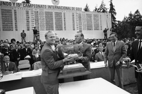 jack-nicklaus-and-arnold-palmer-1967-World-Cup-winners