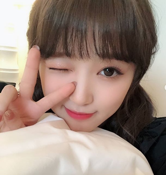 사진=아이즈원 인스타그램