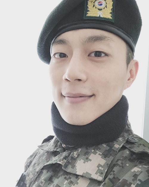 사진=윤두준 인스타그램