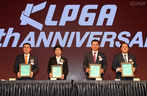 40주년 기념 핸드 프린팅  구자용 전회장,김성희 전회장,김상열 KLPGA 회장,조동만 전회장