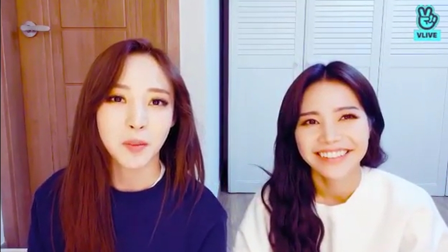 (Naver's V Live)