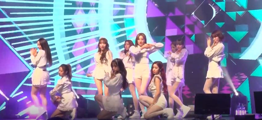 (Naver's V Live)