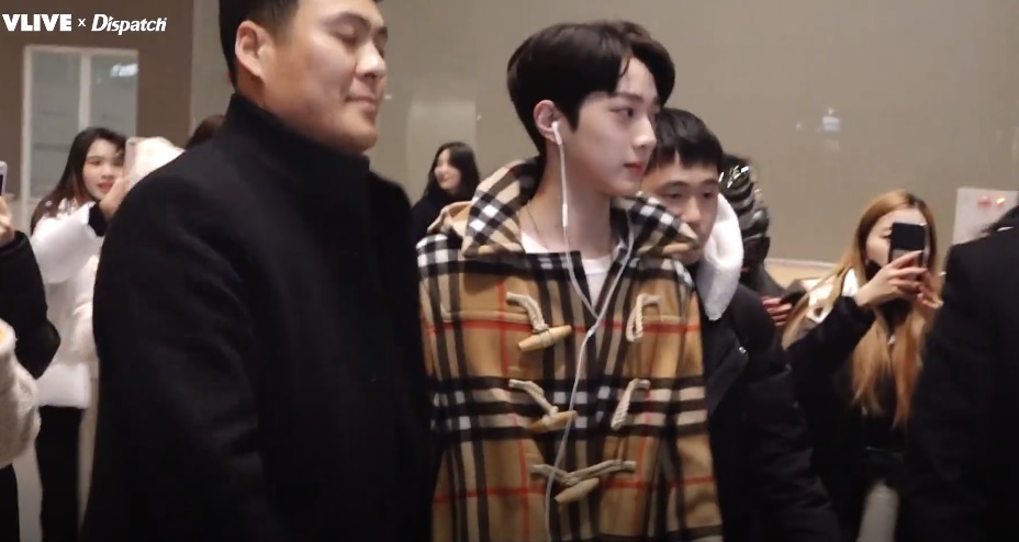 (Naver's V Live)