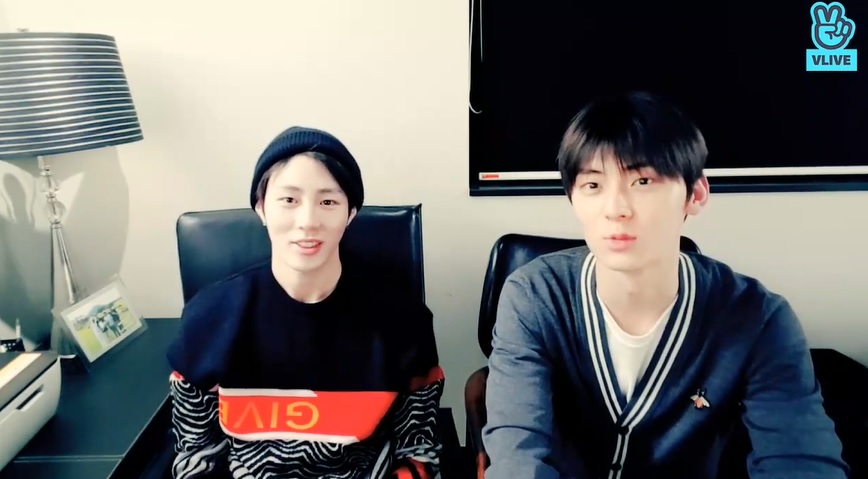 (Naver's V Live)