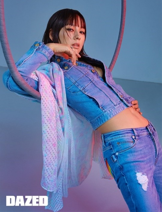 데이즈드 코리아 제공