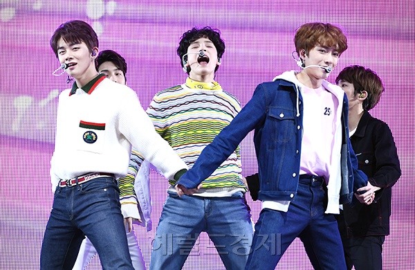 TXT(사진=이현지 기자)