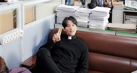 씨제스 인스타