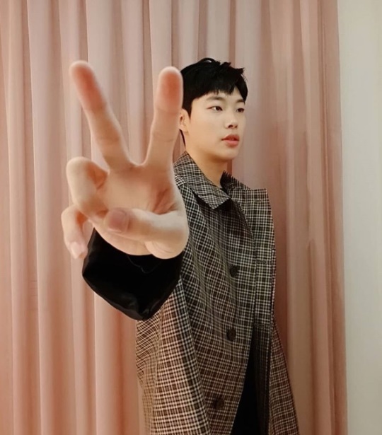 씨제스 인스타