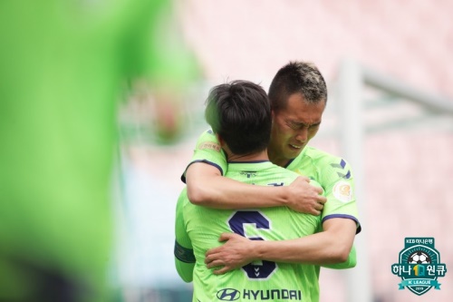 팀의 선제골을 기록한 김신욱. [사진=프로축구연맹]