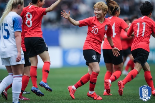 후반 8분 득점에 성공한 여민지가 세리머니를 펼치고 있다. [사진=KFA]