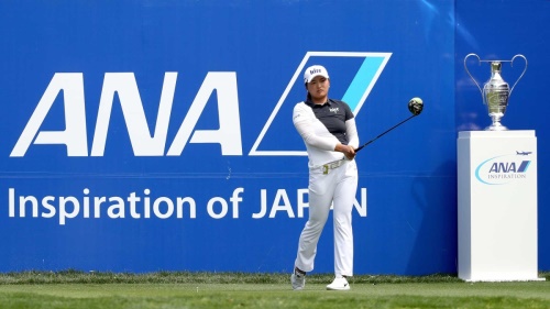 고진영이 최종라운드 1번 홀에서 티샷을 날리고 있다. [사진=LPGA]