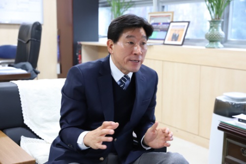 호수돈 탁구 및 대전 탁구의 발전을 이끈 박일순 대전시체육회 사무처장. [사진=대전시테육회]