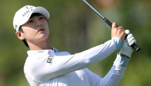 8언더파를 몰아쳐 공동 선두에 나선 박성현. [사진=LPGA]