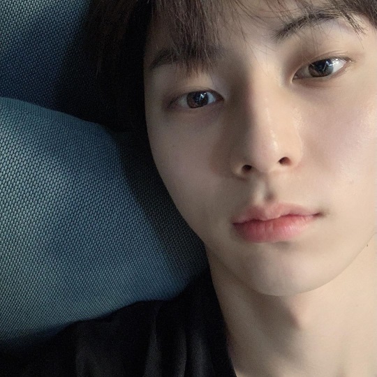 황민현 인스타