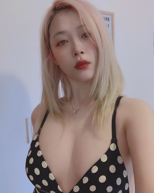 설리SNS