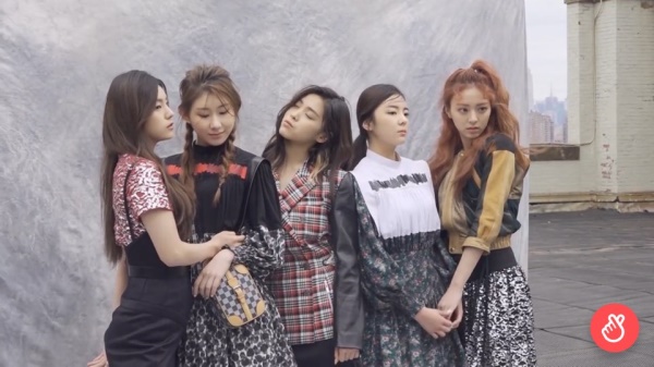 ITZY (V Live)
