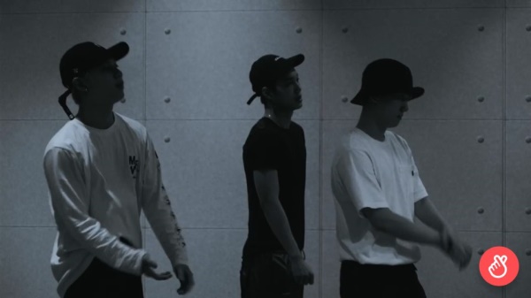SuperM (Naver V Live)