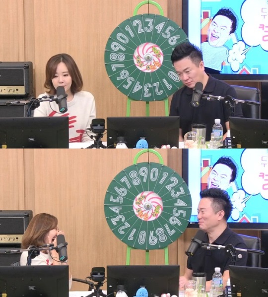 '두시탈출 컬투쇼' 보이는 라디오 캡처