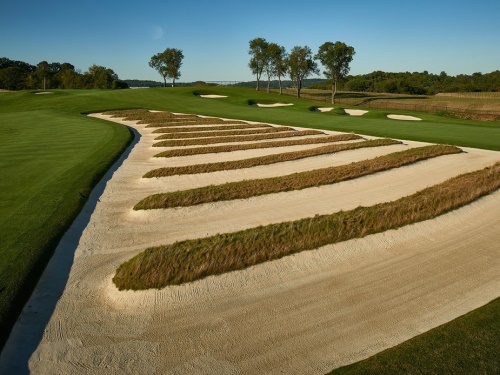 2017-05-Oakmont-CC-pews