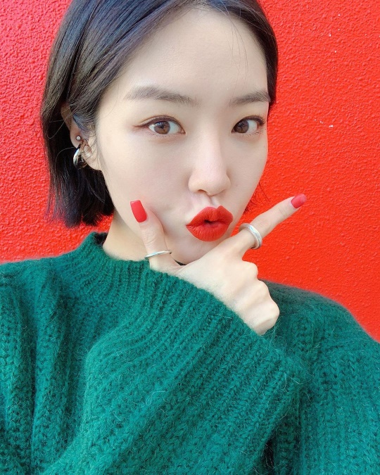 김새롬 인스타그램