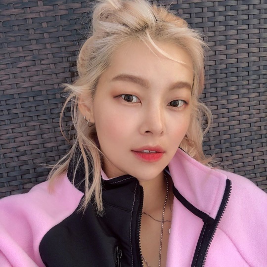 송해나 인스타