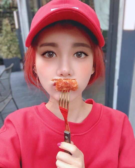 큐리 인스타