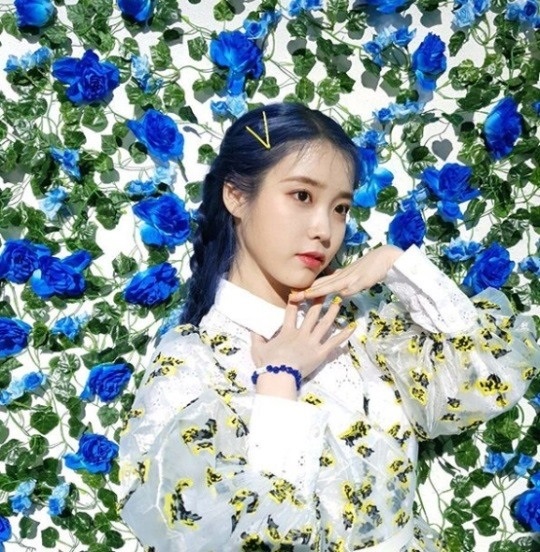아이유 인스타그램