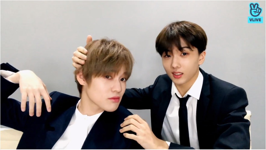 V Report] NCT Dream's Jisung, Chenle catch up with fans - K-POP HERALD