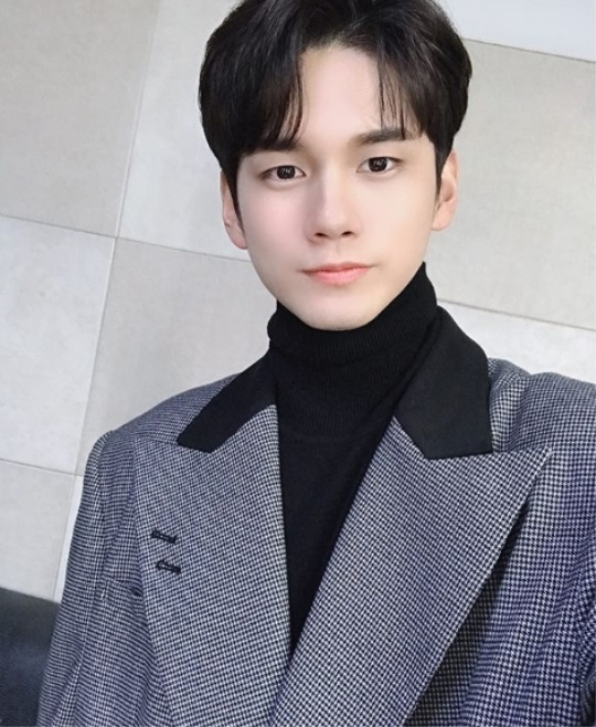 옹성우 인스타