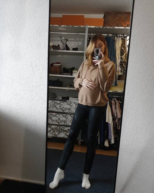 안나 인스타