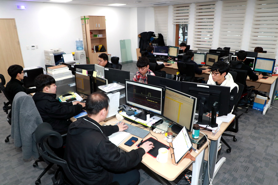 예천군이 지방재정을 신속집행해 지역경제를 활성화 하기위해 소규모 주민숙원사업 합동설계팀을  운영하고 있다,(예천군 제공)
