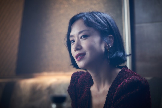 '지푸라기라도 잡고 싶은 짐승들' 제공