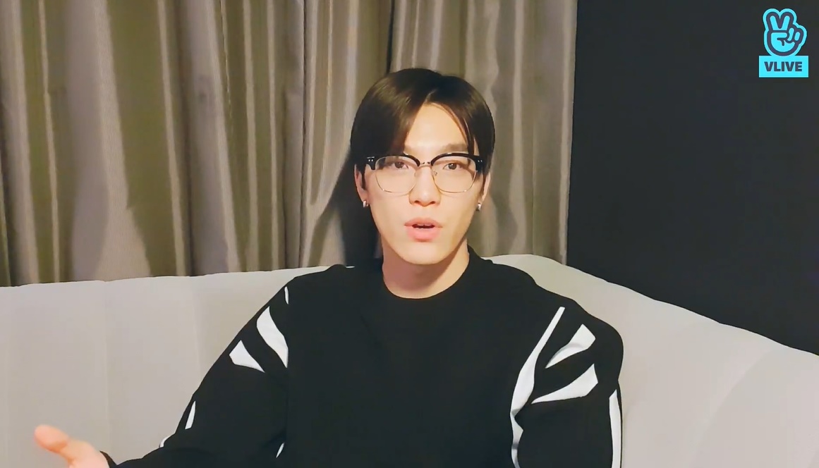 (Naver's V Live)