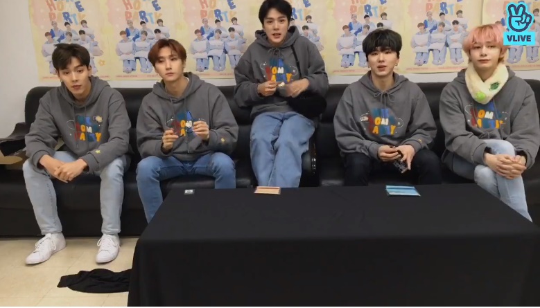 (Naver's V Live)