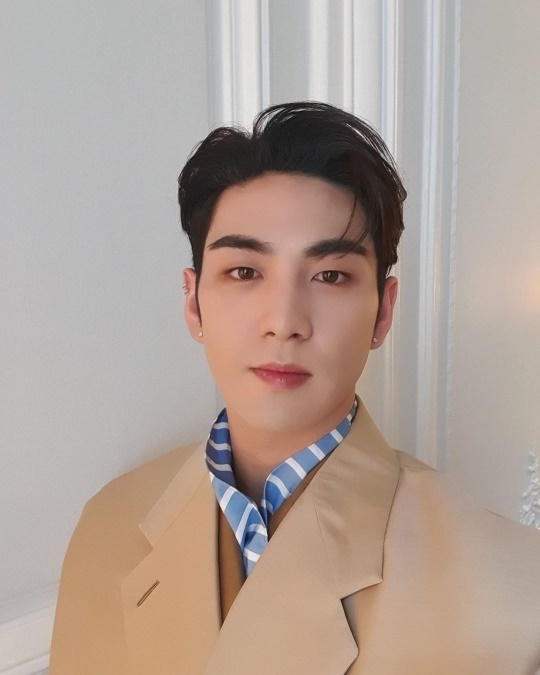 뉴이스트 공식 인스타그램