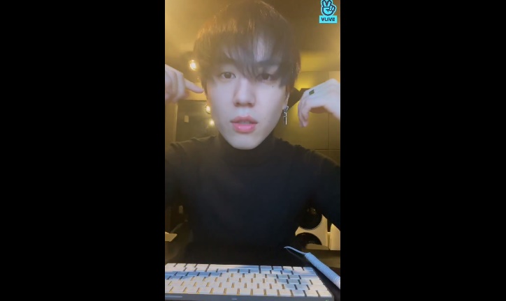 (Naver's V Live)