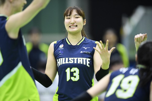 현대건설의 정지윤이 지난 GS칼텍스 전에서 득점 후 기뻐하고 있다. [사진=KOVO]