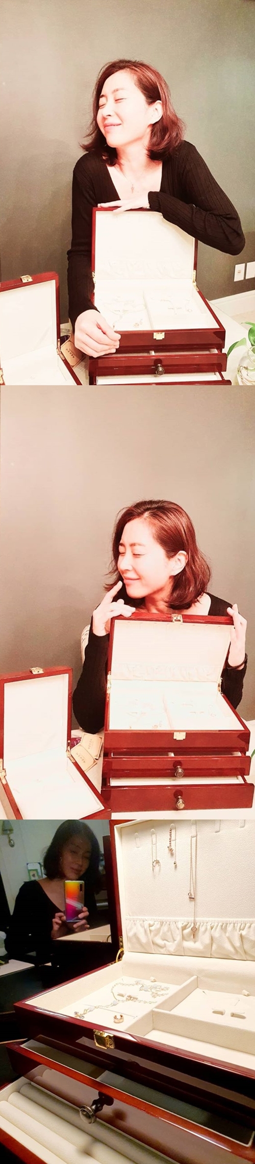 사진=송윤아 인스타그램