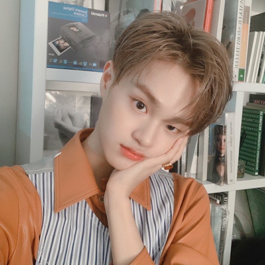 AB6IX 공식 인스타그램
