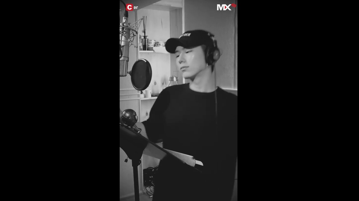 (Naver's V Live)