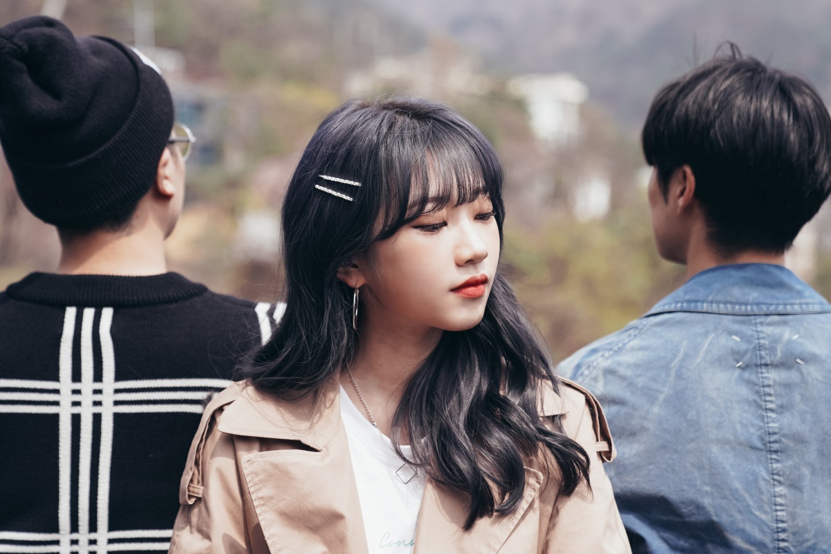 밴드 그믐달 제공