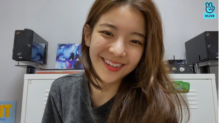 (Naver's V Live)
