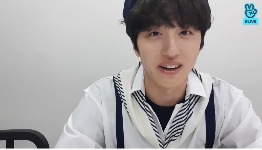 (Naver's V Live)