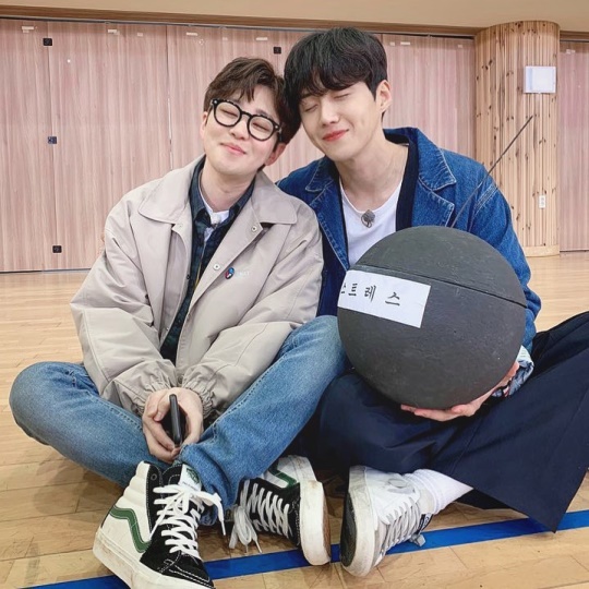 딘딘 인스타그램
