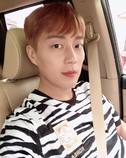 사진=윤두준 인스타그램