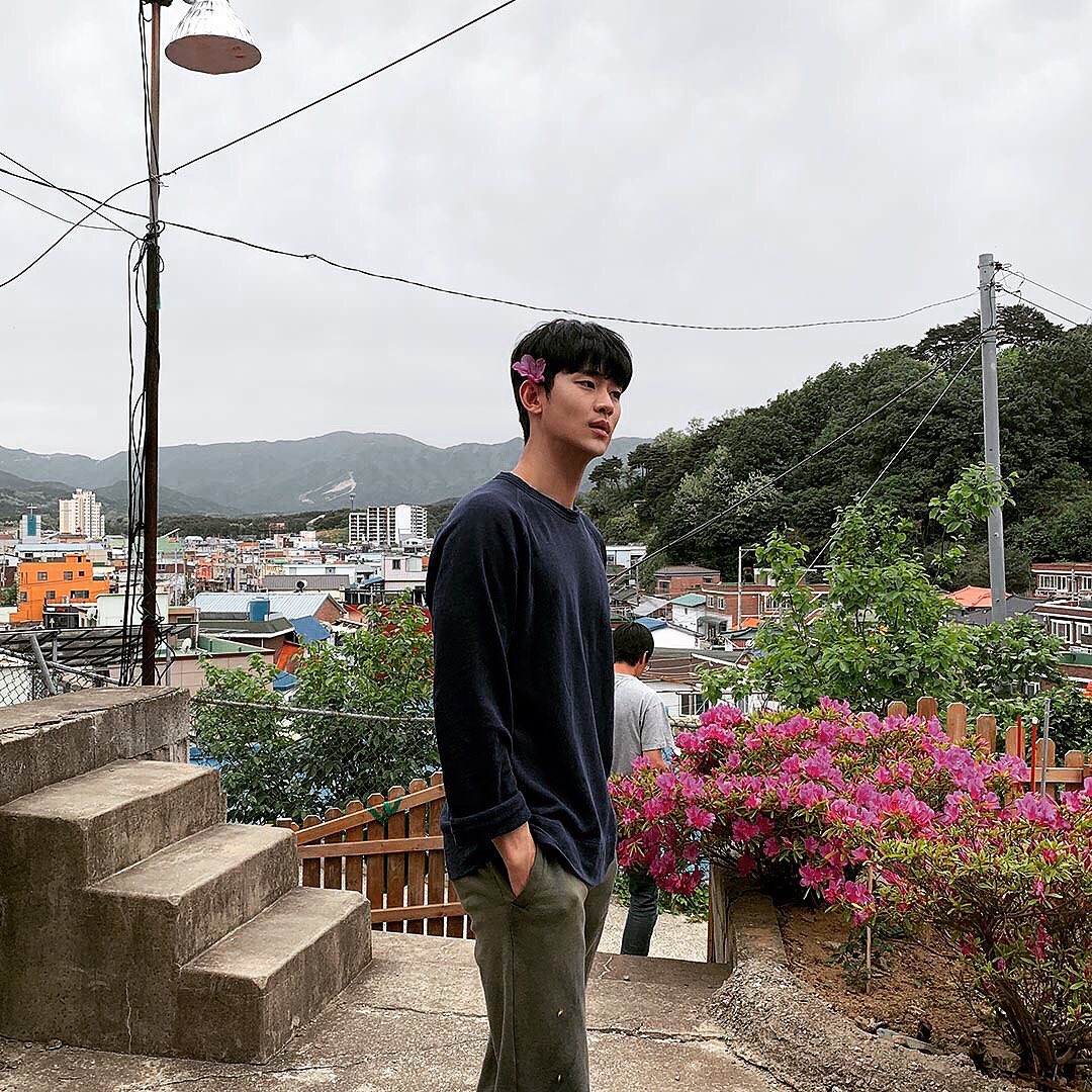김수현 인스타그램