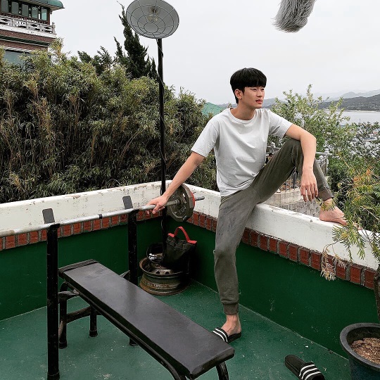 김수현 인스타