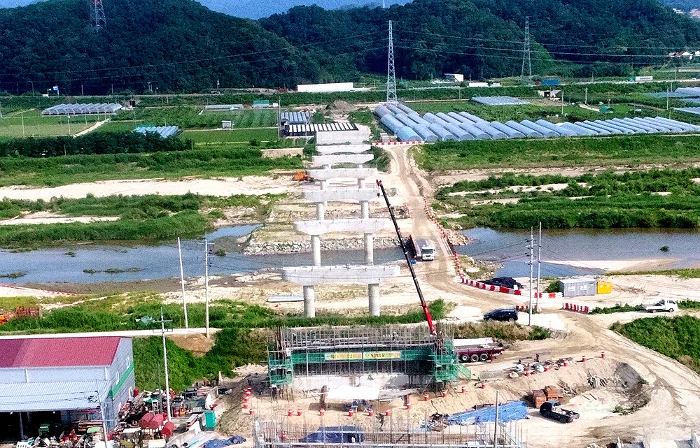 도심지 교통체증 해소를 위한 김천시 역점사업-도로철도과(사진)