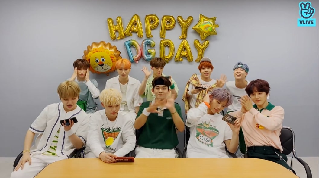 (Naver’s V Live)